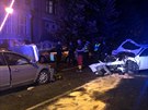 Ti zrann si vydala nehoda dvou aut v noci na nedli v Teplicch (28....