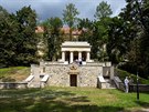 Nedvno zrekonstruovan Jihoslovansk mauzoleum v olomouckch Bezruovch...