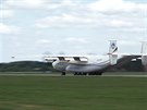 Antonov An-22 na pardubickm letiti