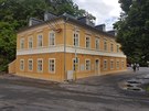 Opravený bývalý hotel Praha v Kyselce na Karlovarsku.