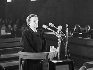 eskoslovensk politika Milada Horkov bylajakojedin᠞ena po noru 1948 popravena zpolitickch dvod. Tatostaten ena pedstavuje symbol aktivnho bojeprotikomunistickmu reimu.