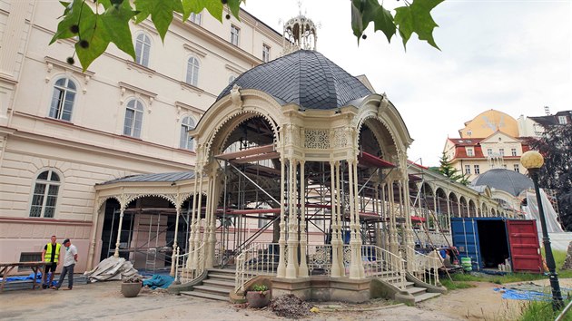 Rekonstrukce Sadové kolonády v Karlových Varech.