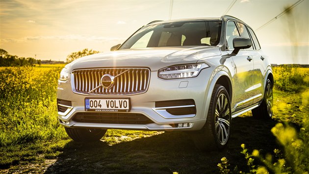 Dráty, které dávají smysl: Volvo XC90 s mild hybridním pohonem šetří na každém kilometru.