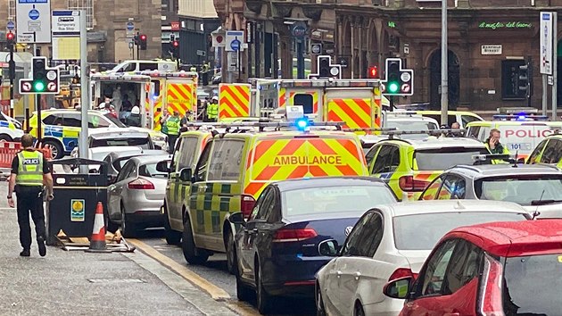 Policie zasahuje pi incidentu v centru Glasgow. (26. ervna 2020)