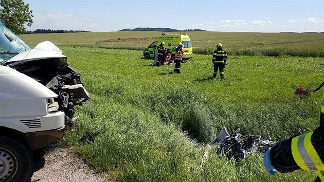 U nehody zasahovali zchrani a ti jednotky hasi.