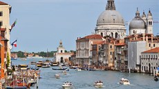 Benátky, Canal Grande z mostu u Accademie