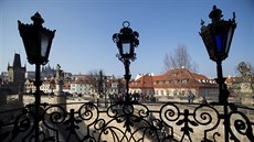 Balkon domu U obrázku Panny Marie je legendou.