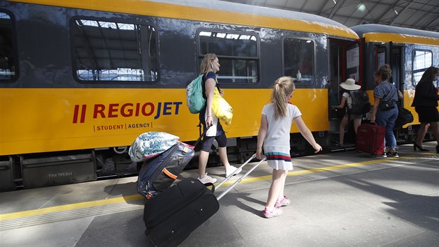 Z Prahy odjd prvn vlakov spoj RegioJetu do Chorvatska. (30. ervna 2020)