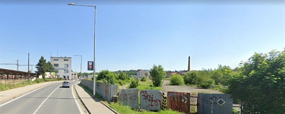 Areál bývalé Křižanovy pily u vlakového nádraží ve Valašském Meziříčí, kde má...