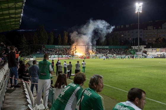 Dkovaka fotbalist Bohemians s fanouky.