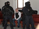 Krajský soud v Plzni poslal na 16 let do vzení kosovského Albánce Alberta...