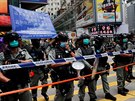 Hongkongská policie varovala, e bude podle nového bezpenostního zákonu...