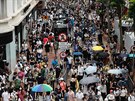 Protestující proti novému bezpenostnímu zákonu vyli do ulic v Hongkongu. V...