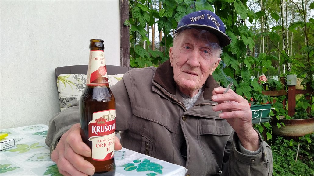 Míra býval le�ená�. U� dávno je ale v d�chodu a v k�iltovce New York je prost�...