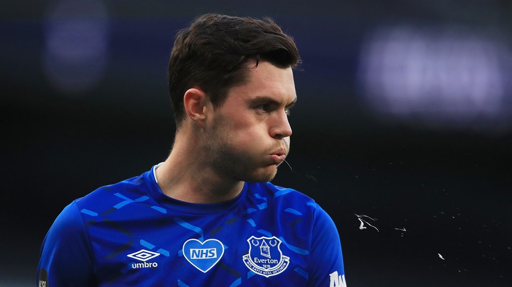 Michael Keane z Evertonu si odplivl, jeho vlastní gól rozhodl o výh�e...