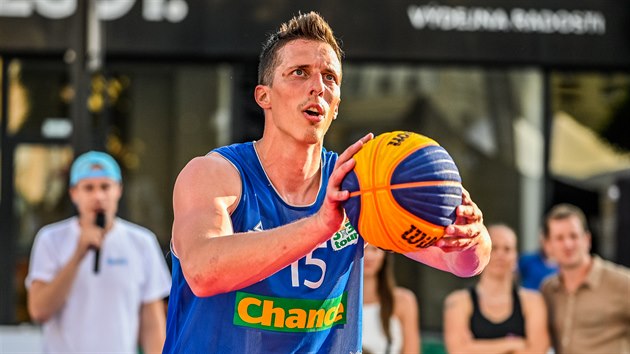 Tom Pomiklek bhem turnaje 3x3 v Hradci Krlov