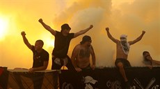 Bulhar�tí fanou�ci b�hem finále fotbalového poháru