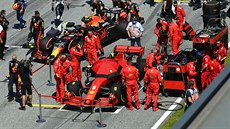 Sebastian Vettel z Ferrari se chystá na závod formule 1 v Rakousku.