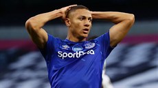 Richarlison z Evertonu lituje své minely.