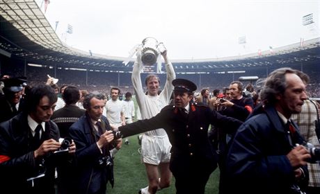 Jack Charlton po triumfu Leedsu v FA Cupu v roce 1972.