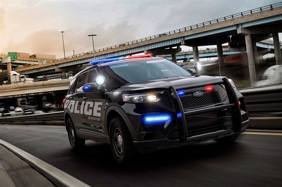 Ford Interceptor v policejní variant