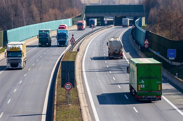 Kamiony na vodík a elektřinu ovládnou trh do roku 2035, Česko zaostává