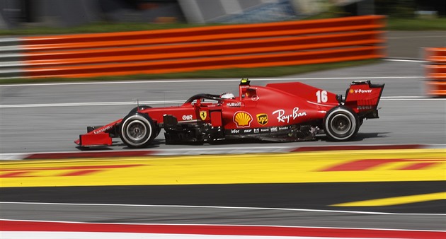 Omlouvám se. Leclerc přiznal vinu za dokonalý propadák Ferrari