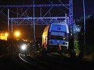 Při srážce nákladního a osobního vlaku mezi Úvaly a Českým Brodem se zranily...