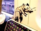 Obrázky krys, které britský streetartový umlec a aktivista Banksy nedávno...