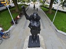 V britském Bristolu odstranili sochu Jen Reidové, kterou aktivisté bojující za...