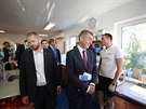 Premiér Andrej Babi spolen s ministrem zdravotnictví Adamem Vojtchem...