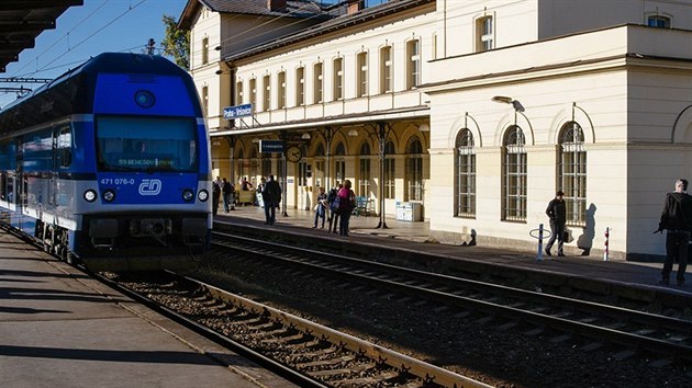 Trainspotting - webkamera nádraží Vršovice, Praha - Slow iDNES.tv