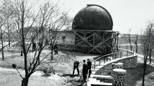 V roce 1952 la do finle stavba nov brnnsk
hvzdrny, kterou tvoila jedin kopule.