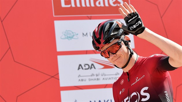 Chris Froome jet v dresu stje Ineos