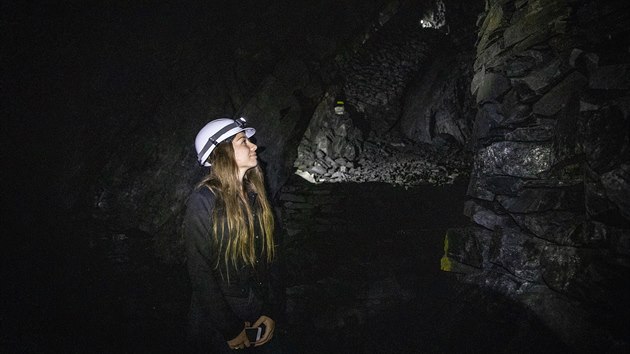 Po n�kolika letech �prav se ve�ejnosti otv�r� takzvan� Flaschar�v b�idlicov� d�l u Oder na Novoji��nsku. N�v�t�vn�ci se mohou pod�vat do dvou �tol o celkov� d�lce 400 metr�.