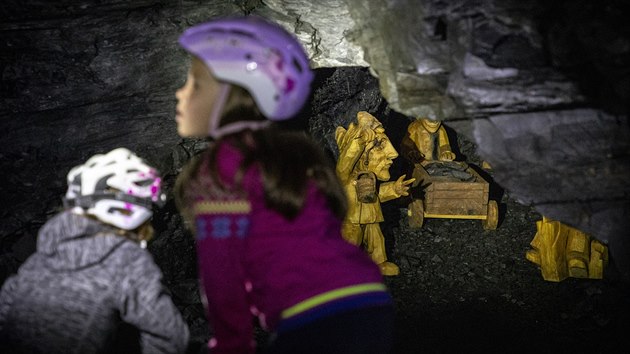 Po n�kolika letech �prav se ve�ejnosti otv�r� takzvan� Flaschar�v b�idlicov� d�l u Oder na Novoji��nsku. N�v�t�vn�ci se mohou pod�vat do dvou �tol o celkov� d�lce 400 metr�.