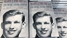 Kniha Mary Trumpové o jejím strýci Donaldu Trumpovi