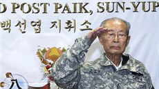 Jihokorejský válený hrdina, bývalý generál Paik Sun-jup na snímku z roku 2013.