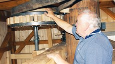 Mlýn v Borovnici má uvnit� dv� nevelké místnosti, technologie je funk�ní. Na...