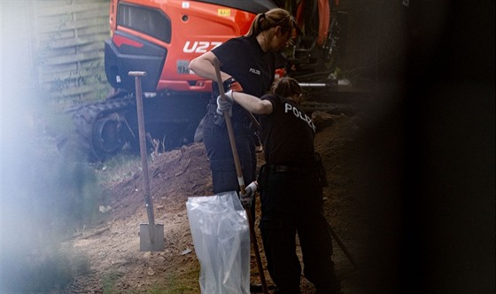 Nmetí policisté v souvislosti se zmizením Maddie McCannové prohledávají s...