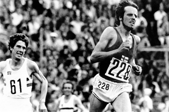 Lasse Virén (vpravo) na olympiád v Mnichov 1972 pi bhu na 10 kilometr