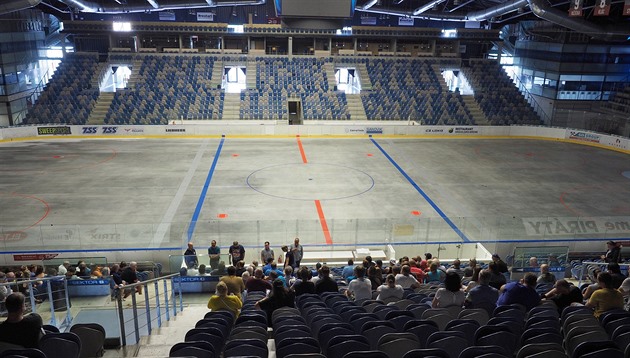 Na hokej v neděli po poledni. Chomutovští budou své zápasy hrát v nezvyklý čas