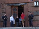 Policie prohledv budovu Vrchnho soudu v Praze kvli nahlen bomb