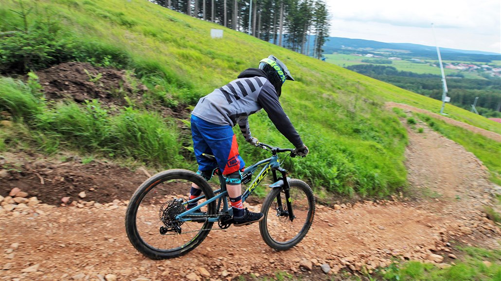 Trailpark na Ple�ivci v Kru�ných horách
