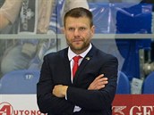 Václav Varaďa při koučování hokejistů Třince