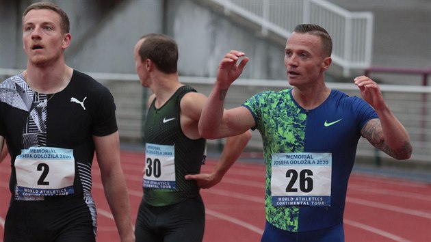 Sprinter Jan Veleba (vpravo) zazil bhem Odloilov memorilu