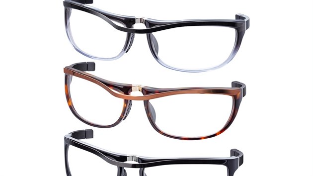 Různé barevné varianty mužských i dámských brýlí