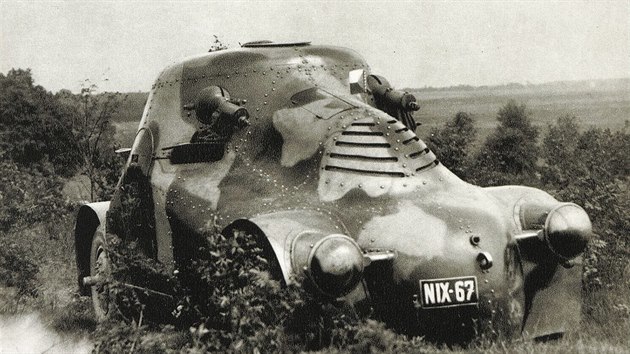 eskoslovensk armda 1918 - 1939. Zajmav obrnn automobil zvan pro sv vzezen elva