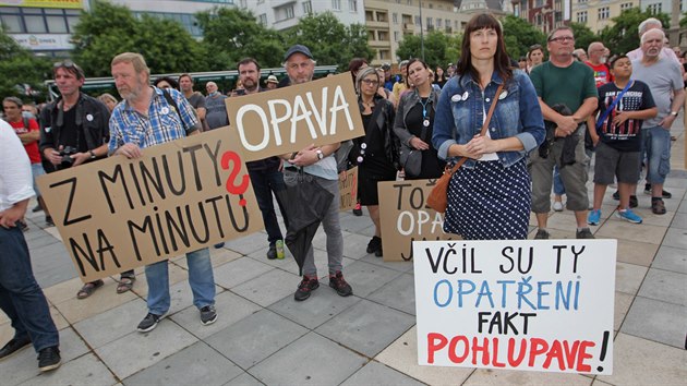 Demonstrace proti rozen protikoronavirovch opaten na Masarykov nmst v Ostrav. (20. ervence 2020)