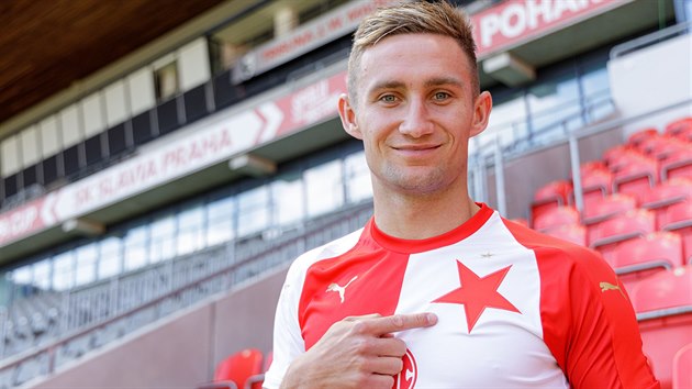 tonk Jan Kuchta, posila Slavie z Liberce, se do klubu vrtil po tyech letech.